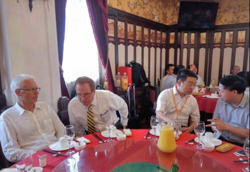 “乐活骨动、健康随行”全民健身操大赛在沪举行