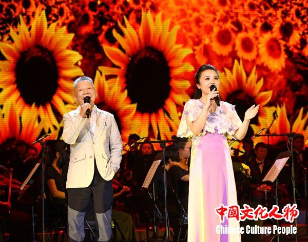 左宏元周倩民族文化宫首演原创经典歌唱中国梦