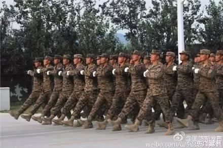 来中国参加阅兵的都是穷国弱国?