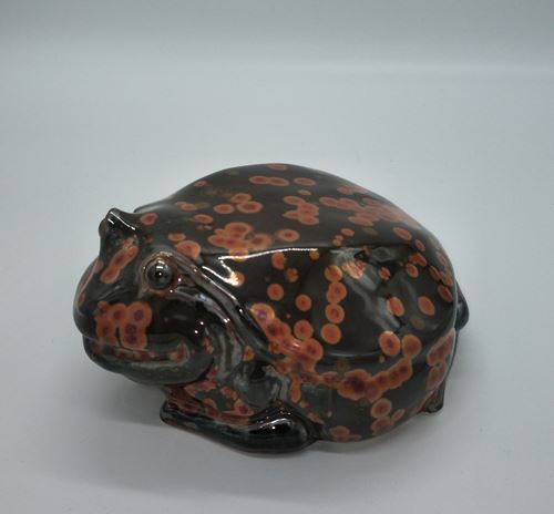 景德镇青年陶艺家马安晖铁红金圈釉作品欣赏 景德镇青年陶艺家马安晖铁红金圈釉作品欣赏