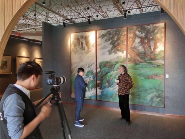 广州武剑飞重彩艺术馆开幕 广州武剑飞重彩艺术馆开幕