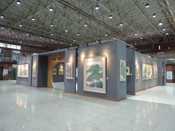 广州武剑飞重彩艺术馆开幕 广州武剑飞重彩艺术馆开幕