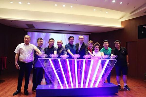 乌兰图雅2018《花开四季》16城巡演新闻发布会在京成功举办 乌兰图雅2018《花开四季》16城巡演新闻发布会在京成功举办