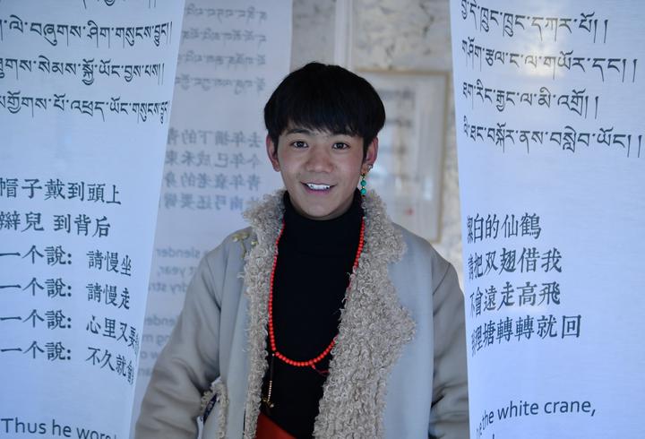 The “Horse Prince”is back, this time he is a “backpacker”