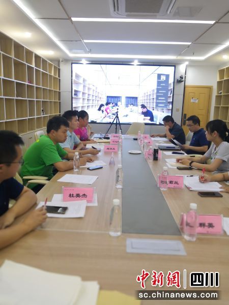 成都航院航空维修标准修订团队研讨会。 成都航院航空维修标准修订团队研讨会。