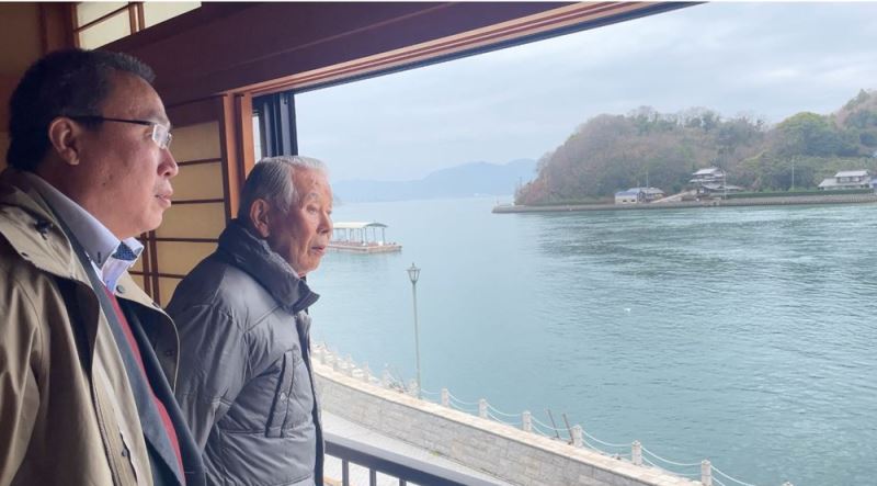 平山郁夫与范曾的世纪友谊再谱新章,平山郁夫美术馆馆长再画明月,期待范增