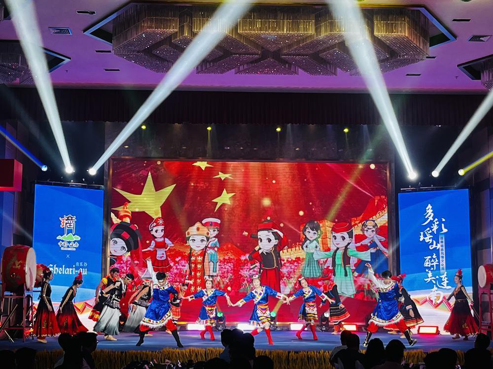 【雲上嶺南】Uma experiência imersiva da cultura Liannan Yao em Qingyuan 沉浸式体验！广东连南瑶族文化体验活动被“搬到”清远