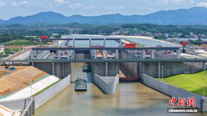 平陆运河完成企石枢纽过闸实船试验 平陆运河完成企石枢纽过闸实船试验